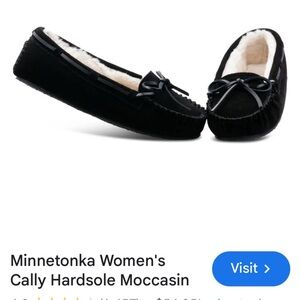 Minnetonka slip on moccasins, sz 7!  Black.  Fits like a 6!​​